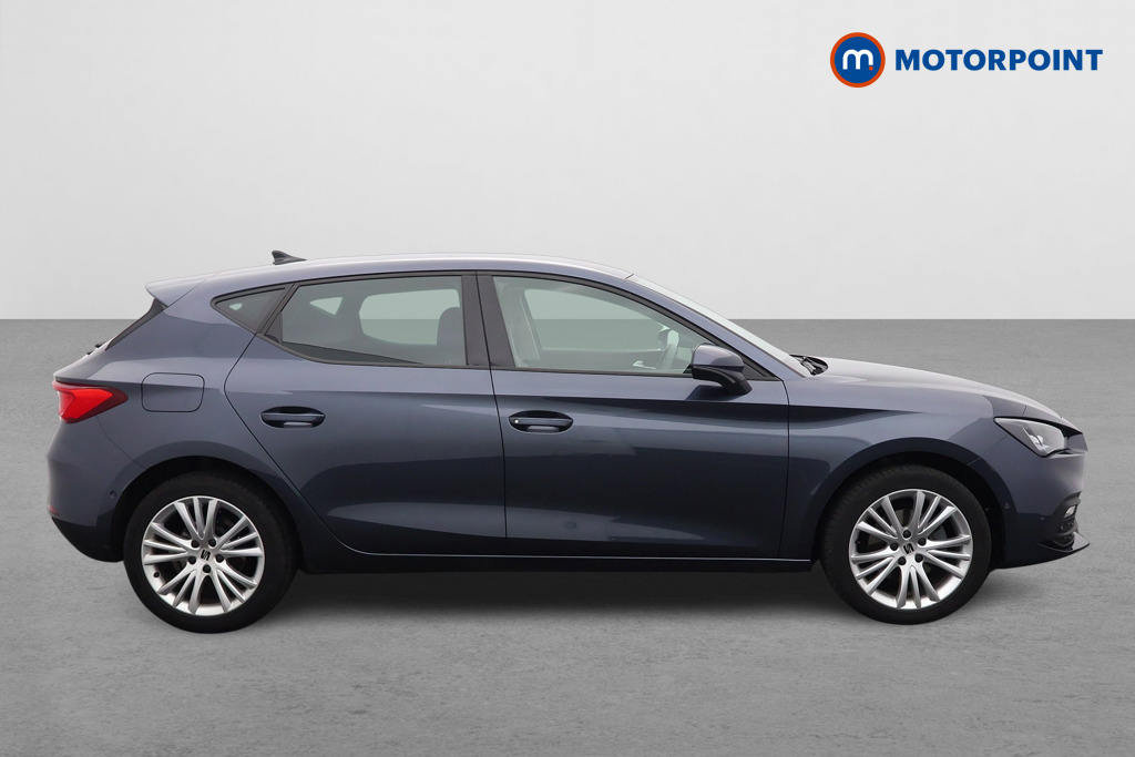 Seat Leon Se Dynamic Manual Petrol Hatchback - Stock Number (1610518) - Drivers side