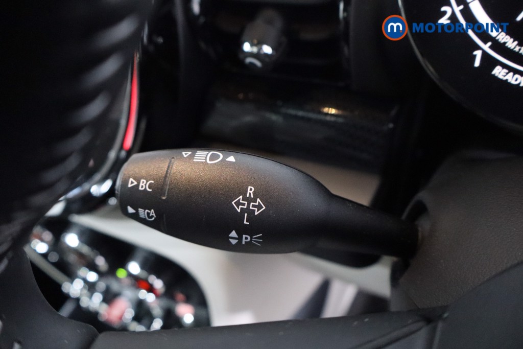 Mini Clubman Cooper Exclusive Automatic Petrol Estate - Stock Number (1610649) - 14th supplementary image