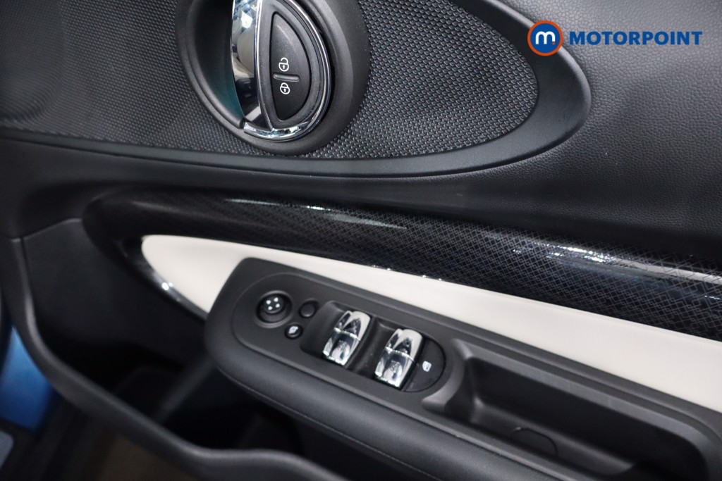 Mini Clubman Cooper Exclusive Automatic Petrol Estate - Stock Number (1610649) - 25th supplementary image