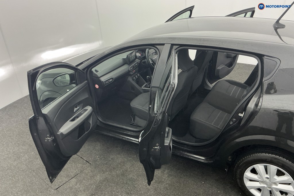 Dacia Sandero Expression Manual Petrol Hatchback - Stock Number (1574087) - 5th supplementary image