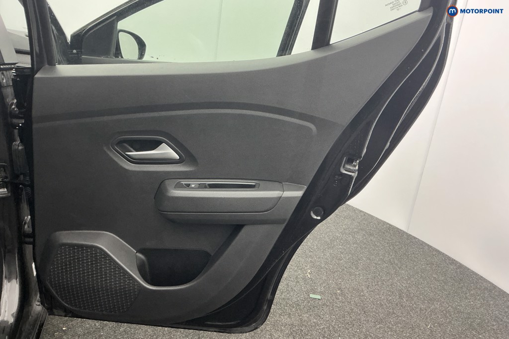 Dacia Sandero Expression Manual Petrol Hatchback - Stock Number (1574087) - 28th supplementary image