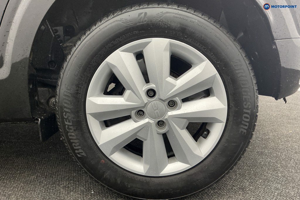 Dacia Sandero Expression Manual Petrol Hatchback - Stock Number (1574087) - 40th supplementary image