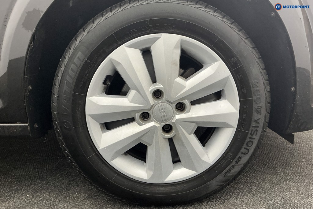 Dacia Sandero Expression Manual Petrol Hatchback - Stock Number (1574087) - 42nd supplementary image