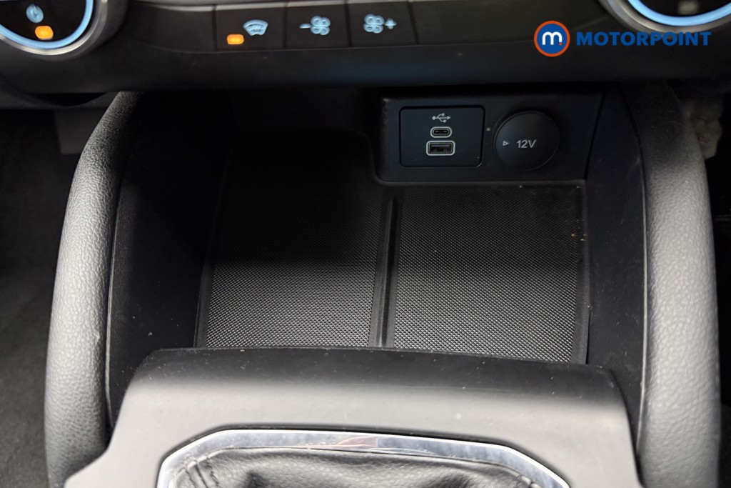 Ford Kuga Titanium Manual Petrol SUV - Stock Number (1587376) - 12th supplementary image