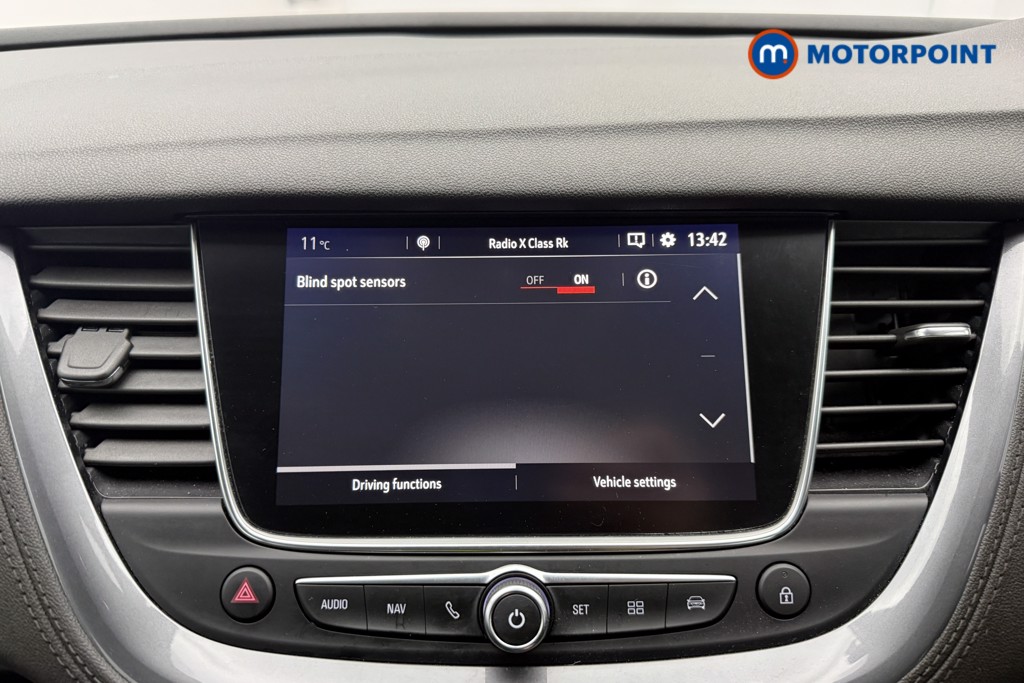 Vauxhall Grandland X Tech Line Nav Manual Petrol SUV - Stock Number (1592658) - 5th supplementary image