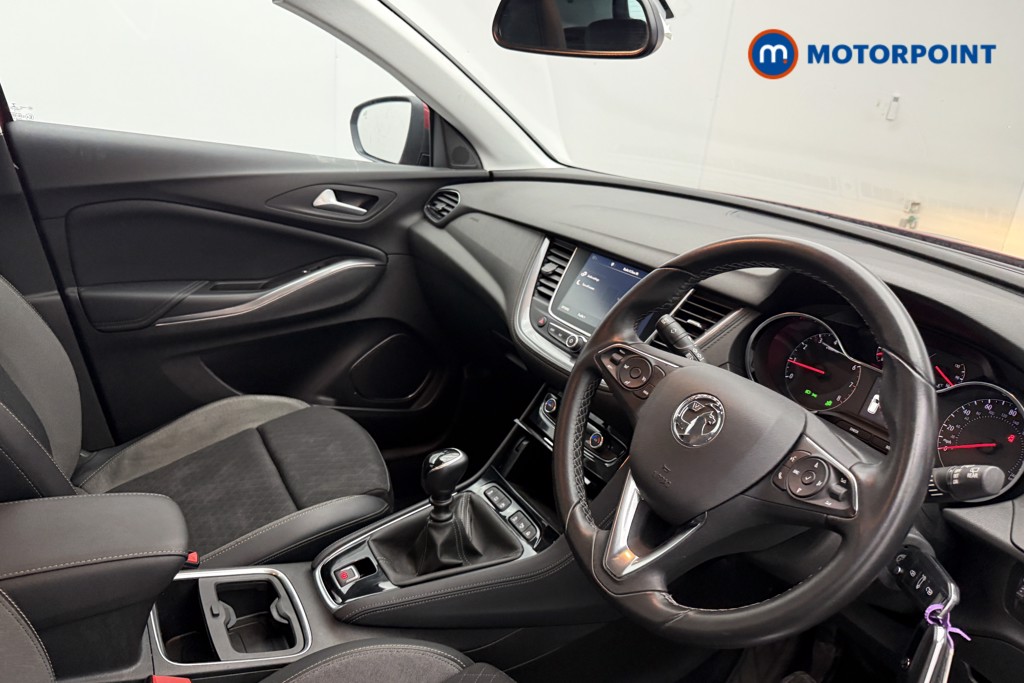 Vauxhall Grandland X Tech Line Nav Manual Petrol SUV - Stock Number (1592658) - 18th supplementary image