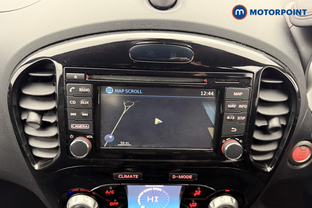 Nissan Juke N-Connecta Manual Petrol SUV - Stock Number (1594310) - 2nd supplementary image