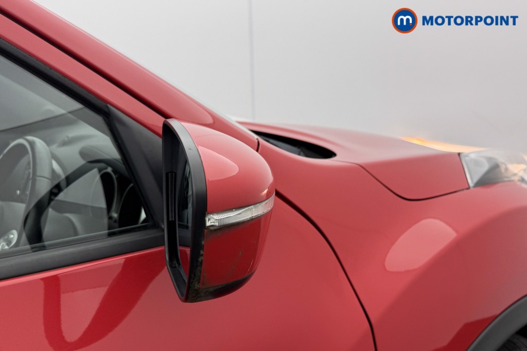 Nissan Juke N-Connecta Manual Petrol SUV - Stock Number (1594310) - 17th supplementary image