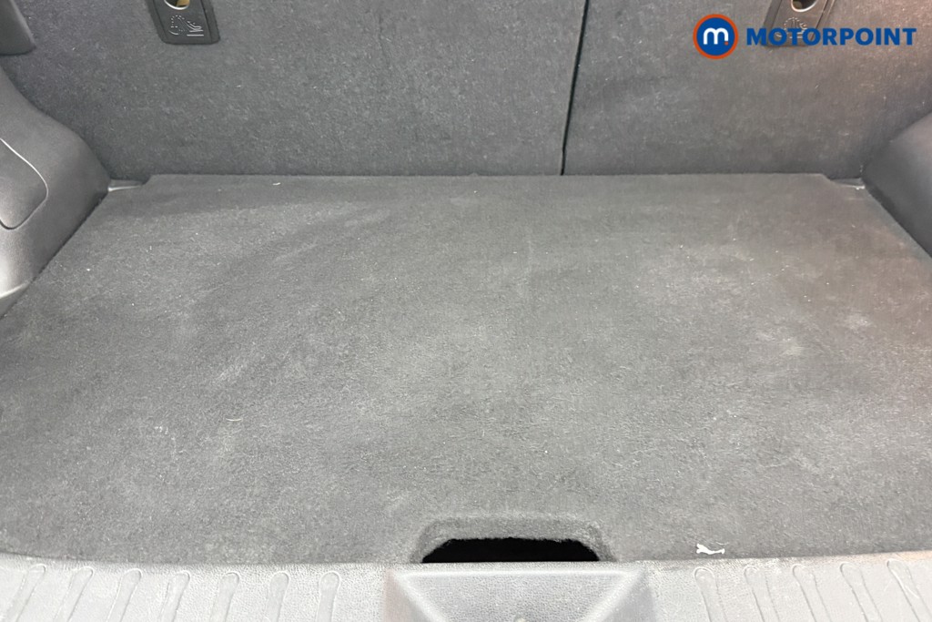 Nissan Juke N-Connecta Manual Petrol SUV - Stock Number (1594310) - 19th supplementary image