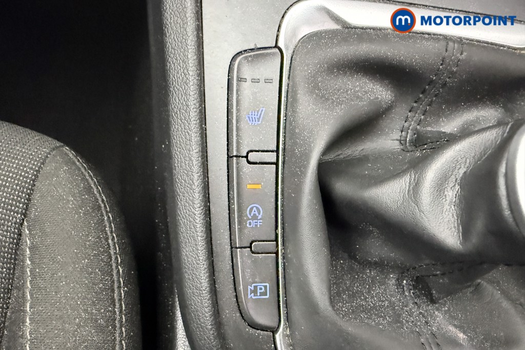 Hyundai Kona Premium Manual Petrol SUV - Stock Number (1595836) - 13th supplementary image
