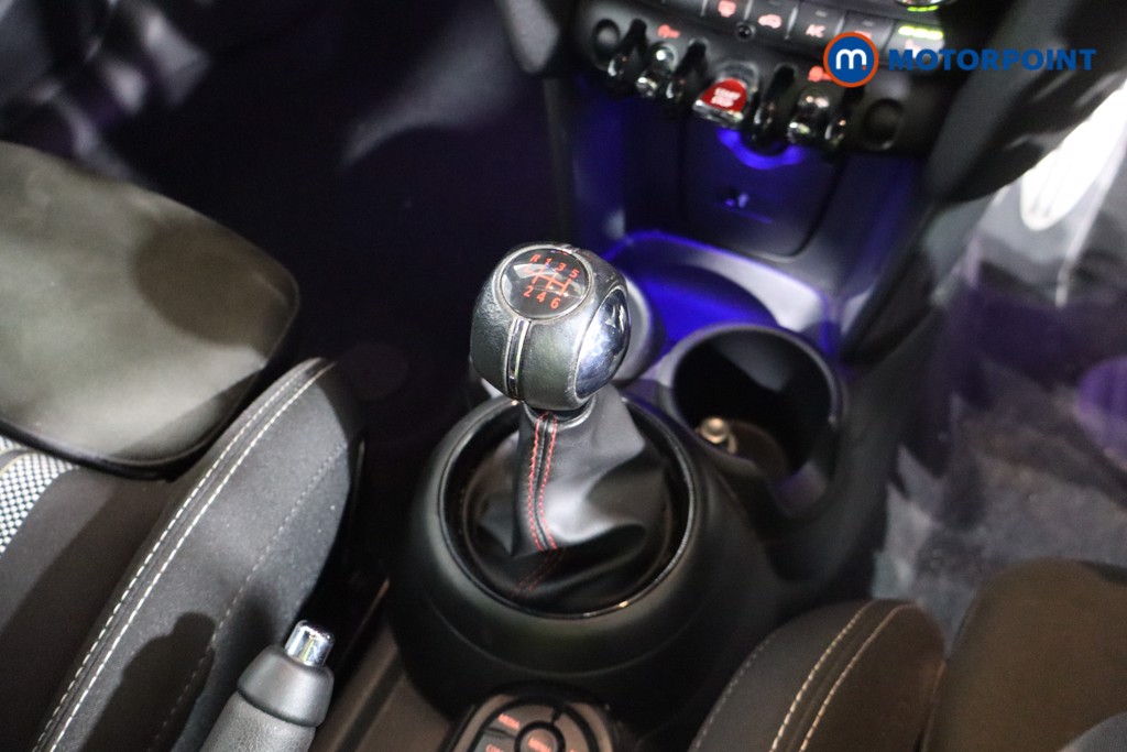 Mini Hatchback Cooper Sport Manual Petrol Hatchback - Stock Number (1598426) - 12th supplementary image