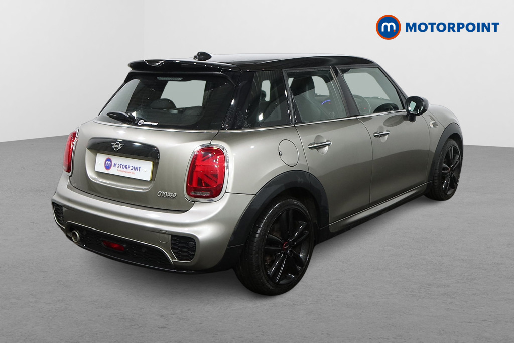Mini Hatchback Cooper Sport Manual Petrol Hatchback - Stock Number (1598426) - Drivers side rear corner