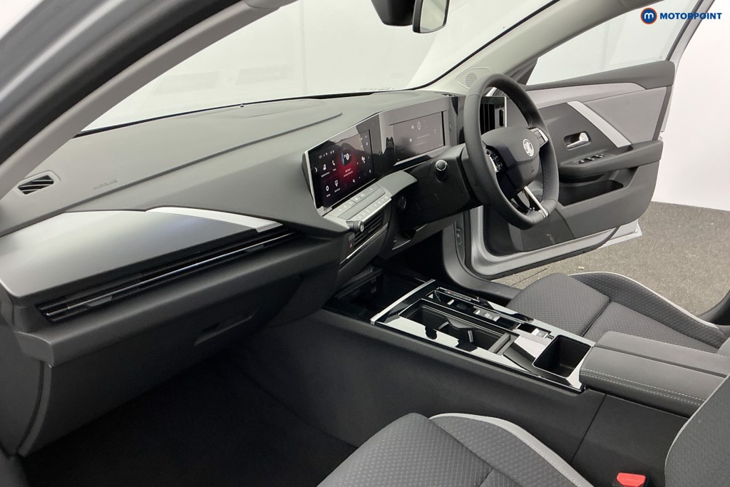 Vauxhall Astra Griffin Automatic Electric Hatchback - Stock Number (1598625) - 9th supplementary image