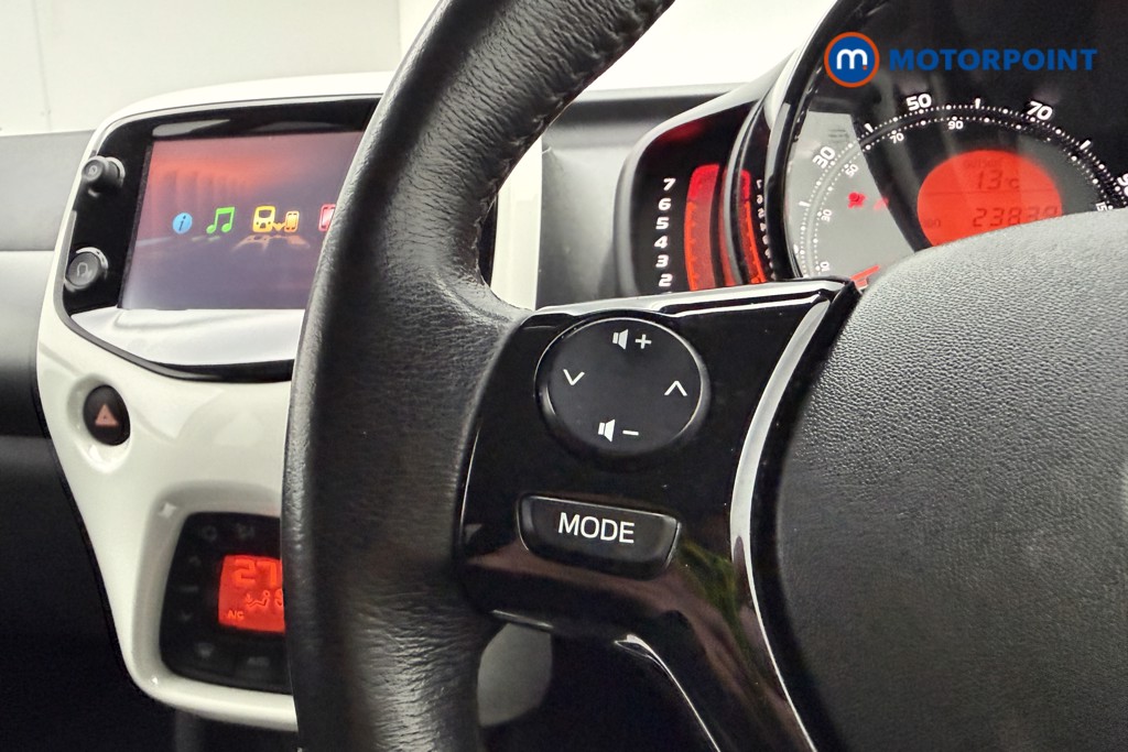 Toyota Aygo X-Trend Manual Petrol Hatchback - Stock Number (1601433) - 7th supplementary image