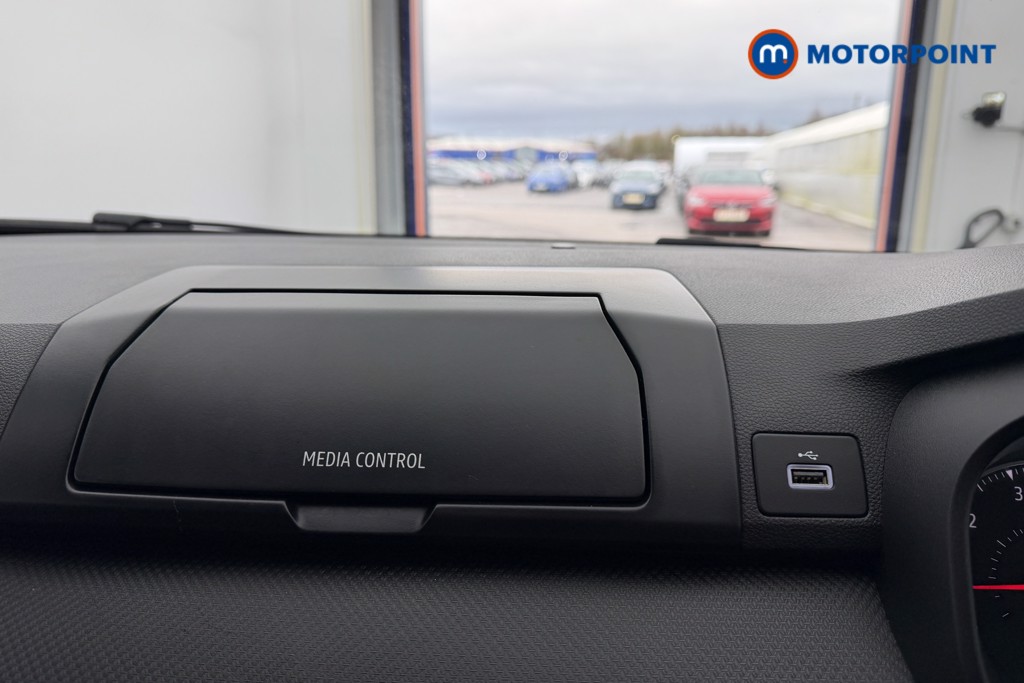 Dacia Jogger Essential Manual Petrol People Carrier - Stock Number (1602882) - 9th supplementary image