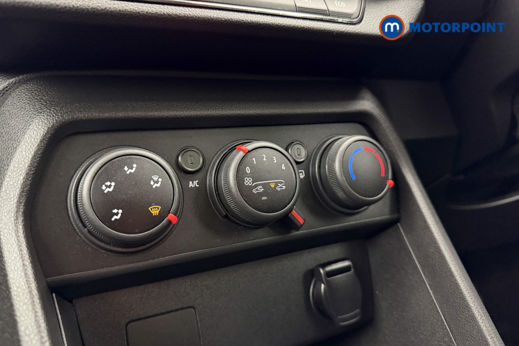 Dacia Jogger Essential Manual Petrol People Carrier - Stock Number (1602882) - 13th supplementary image