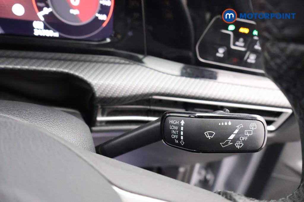 Volkswagen Golf R-Line Manual Petrol Hatchback - Stock Number (1603783) - 6th supplementary image