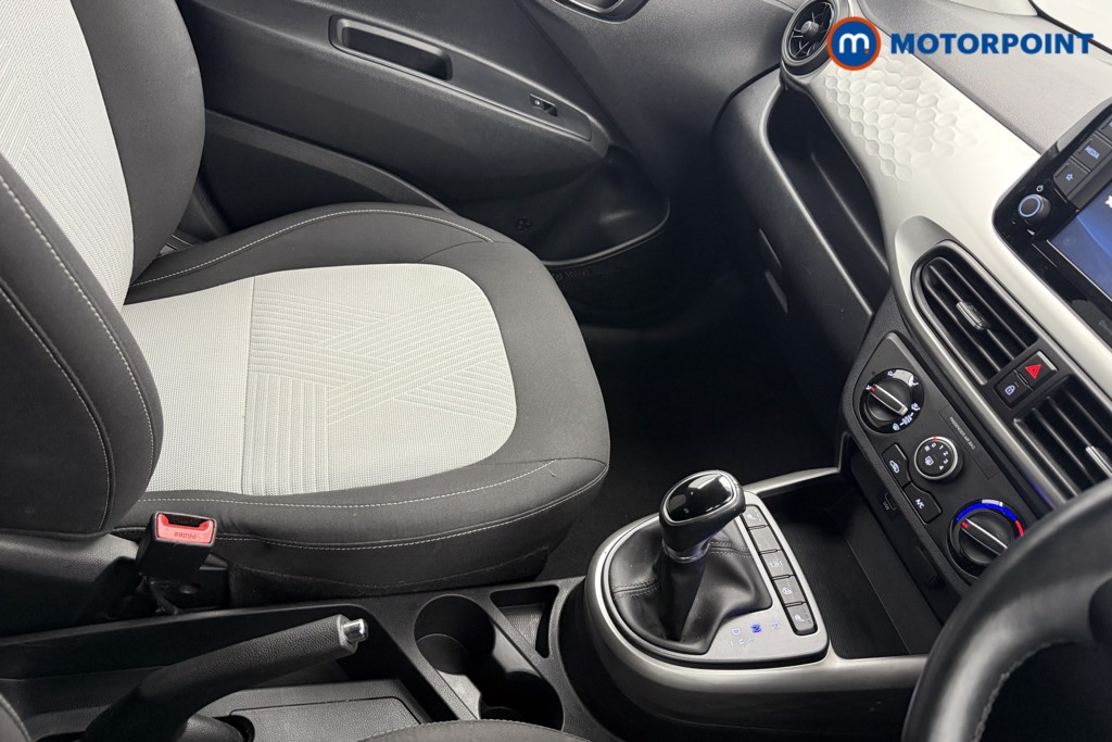 Hyundai I10 Premium Automatic Petrol Hatchback - Stock Number (1604777) - 14th supplementary image