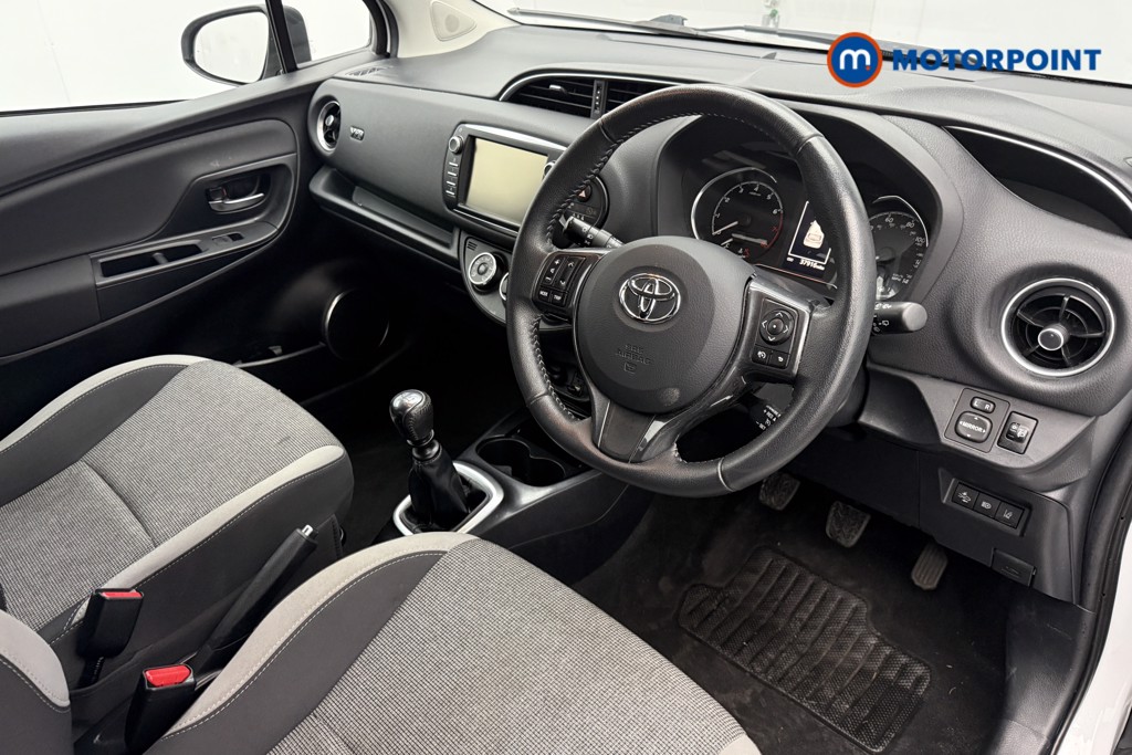 Toyota Yaris Y20 Manual Petrol Hatchback - Stock Number (1605533) - 6th supplementary image