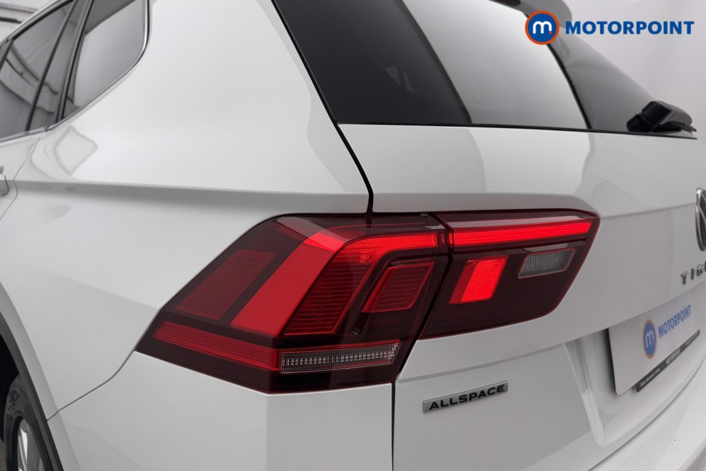 Volkswagen Tiguan Allspace Life Manual Petrol SUV - Stock Number (1605543) - 31st supplementary image