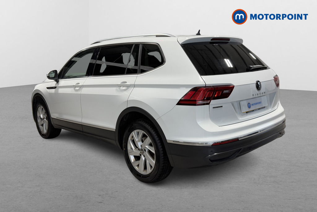 Volkswagen Tiguan Allspace Life Manual Petrol SUV - Stock Number (1605543) - Passenger side rear corner