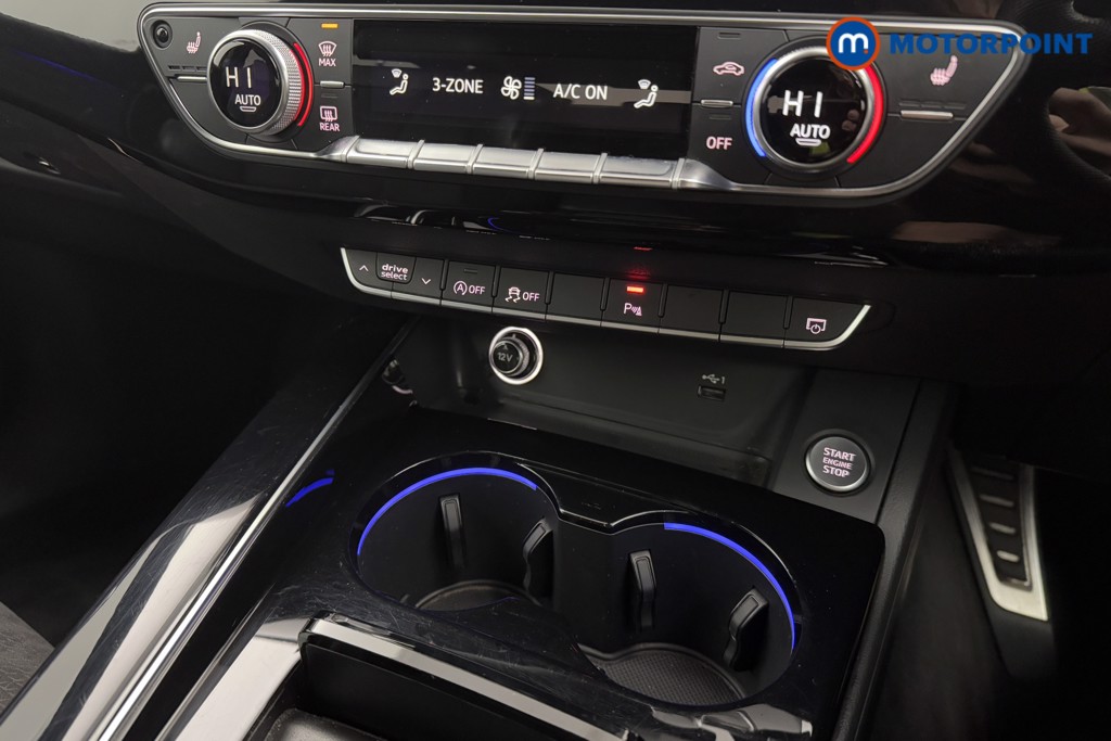 Audi A4 Black Edition Automatic Diesel Saloon - Stock Number (1605568) - 12th supplementary image