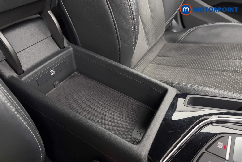 Audi A4 Black Edition Automatic Diesel Saloon - Stock Number (1605568) - 15th supplementary image