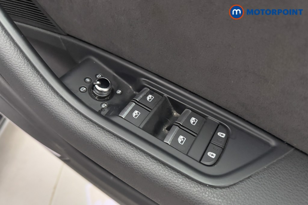 Audi A4 Black Edition Automatic Diesel Saloon - Stock Number (1605568) - 20th supplementary image