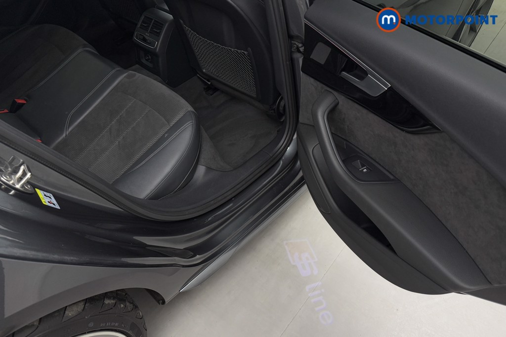 Audi A4 Black Edition Automatic Diesel Saloon - Stock Number (1605568) - 23rd supplementary image