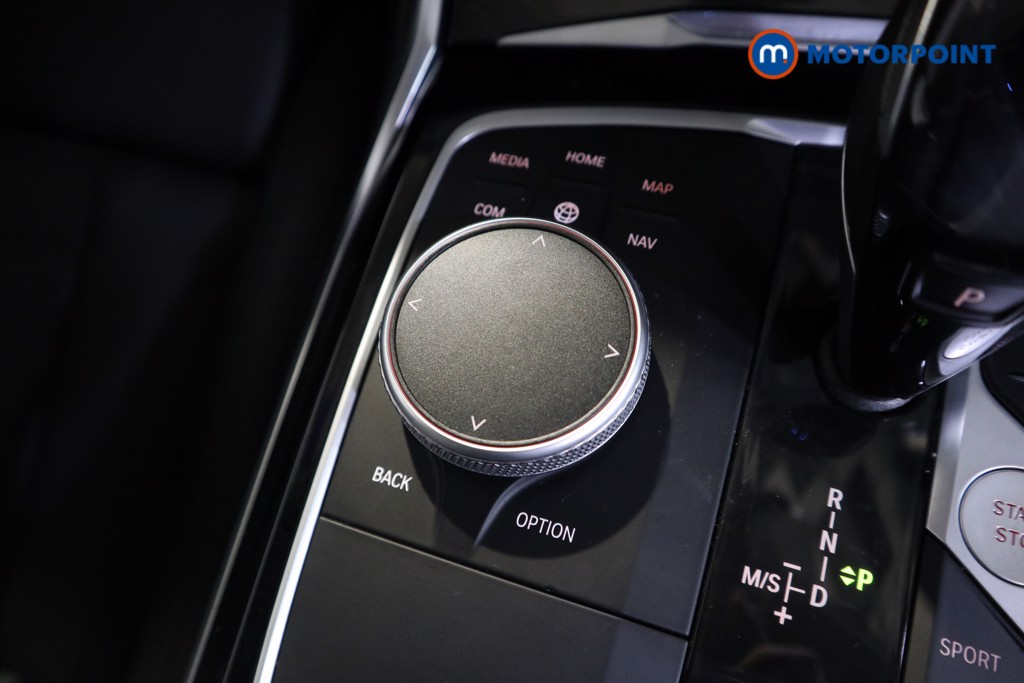 BMW 3 Series Sport Pro Automatic Petrol Plug-In Hybrid Saloon - Stock Number (1606455) - 9th supplementary image