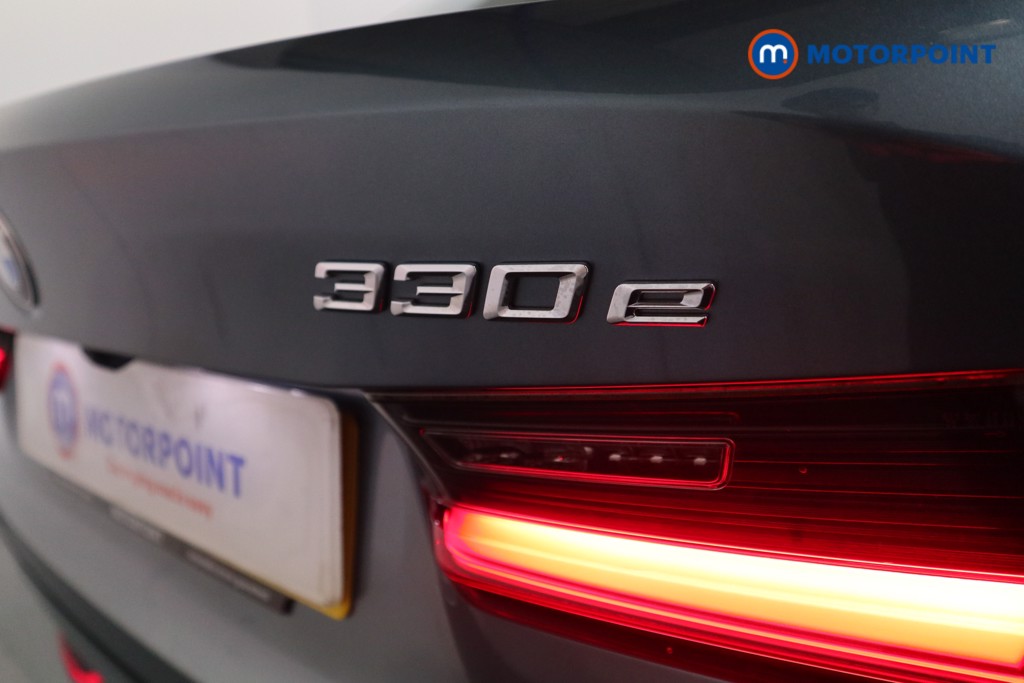 BMW 3 Series Sport Pro Automatic Petrol Plug-In Hybrid Saloon - Stock Number (1606455) - 29th supplementary image