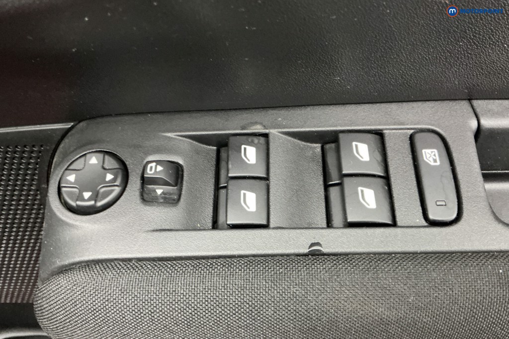 Citroen C3 Aircross Shine Plus Automatic Petrol SUV - Stock Number (1606968) - 27th supplementary image