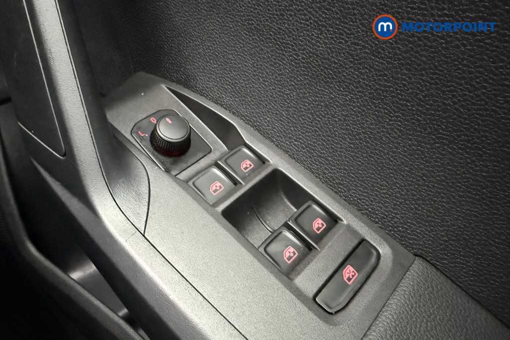 Seat Arona Se Technology Manual Petrol SUV - Stock Number (1607103) - 15th supplementary image