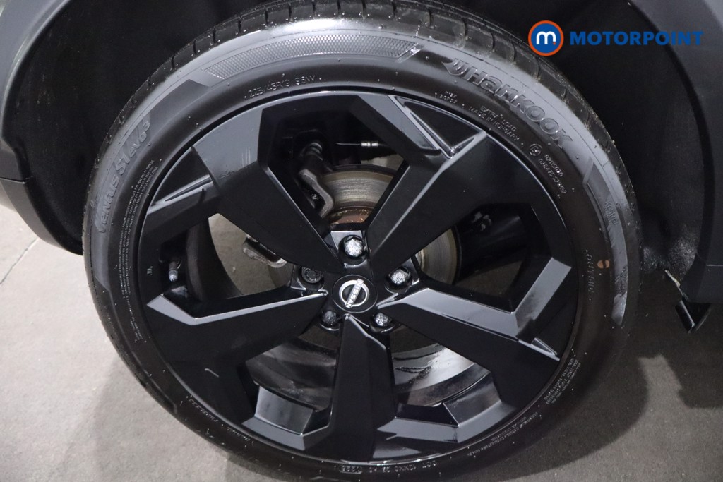 Nissan Juke Tekna Automatic Petrol SUV - Stock Number (1607609) - 9th supplementary image