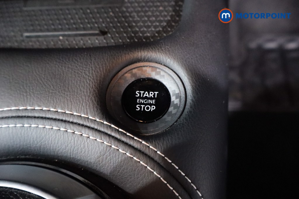 Nissan Juke Tekna Automatic Petrol SUV - Stock Number (1607609) - 19th supplementary image