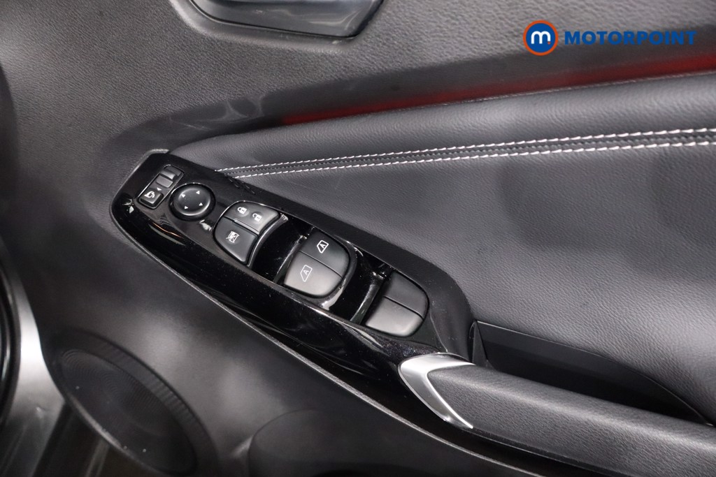 Nissan Juke Tekna Automatic Petrol SUV - Stock Number (1607609) - 26th supplementary image