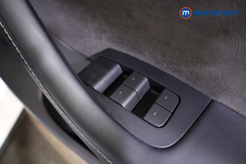 Tesla Model Y Rwd 5Dr Auto Automatic Electric SUV - Stock Number (1607657) - 7th supplementary image