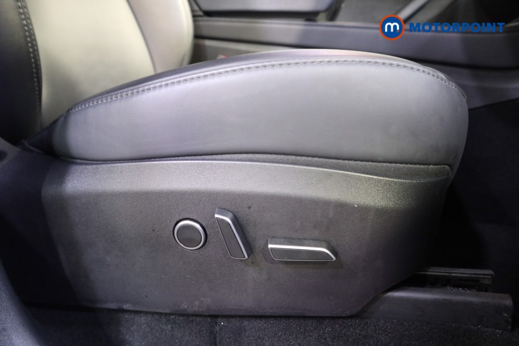 Tesla Model Y Rwd 5Dr Auto Automatic Electric SUV - Stock Number (1607657) - 8th supplementary image