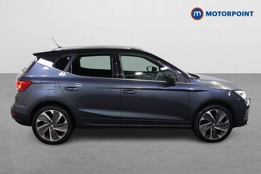 Seat Arona Fr Sport Manual Petrol SUV - Stock Number (1607995) - Drivers side