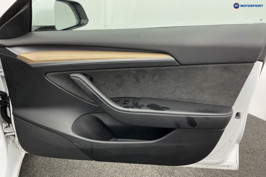 Tesla Model 3 Long Range Automatic Electric Saloon - Stock Number (1608538) - 22nd supplementary image