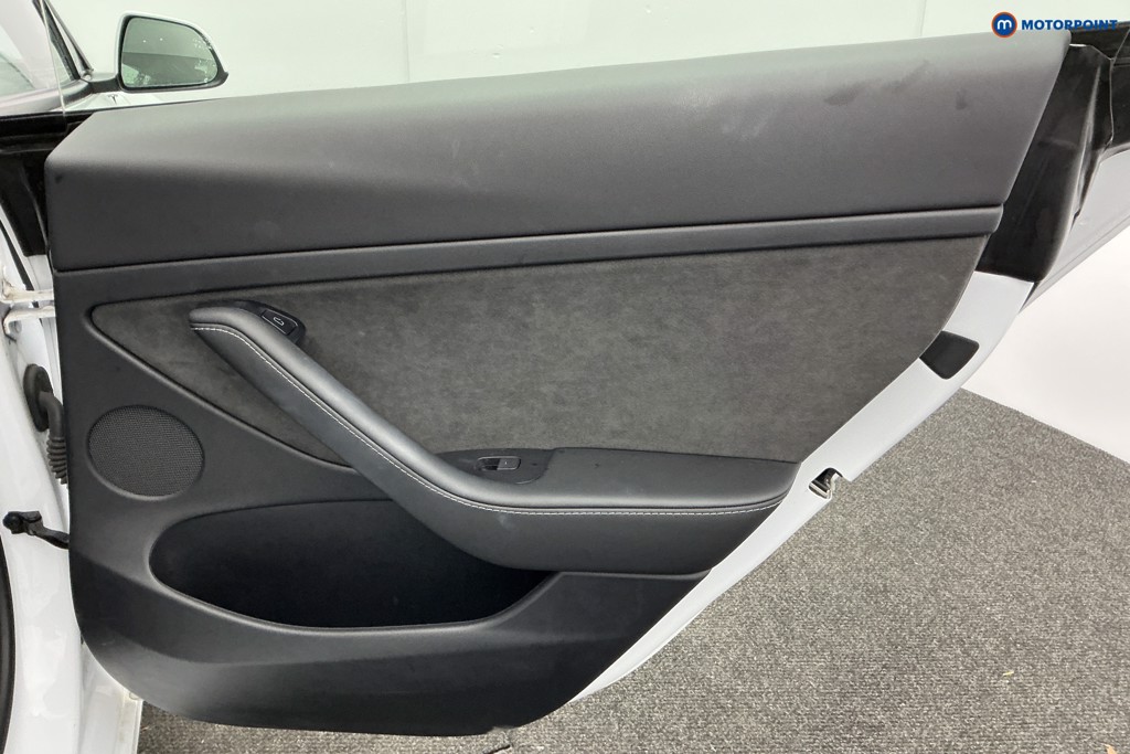 Tesla Model 3 Long Range Automatic Electric Saloon - Stock Number (1608538) - 25th supplementary image