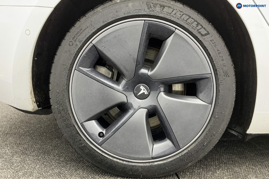 Tesla Model 3 Long Range Automatic Electric Saloon - Stock Number (1608538) - 36th supplementary image