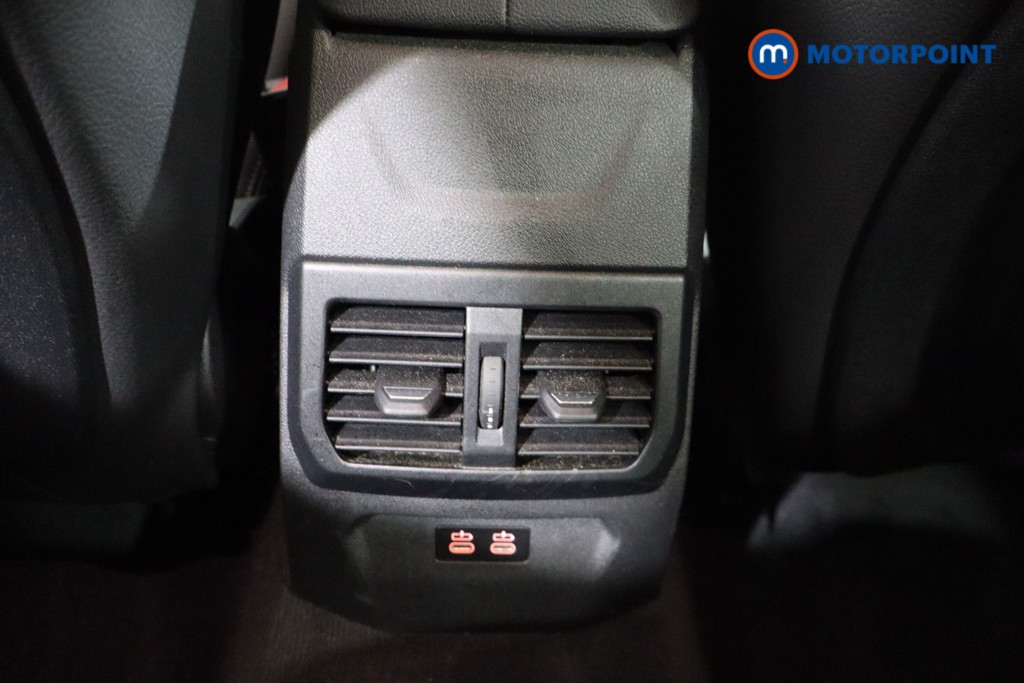 BMW 1 Series Sport Automatic Petrol Hatchback - Stock Number (1608579) - 22nd supplementary image