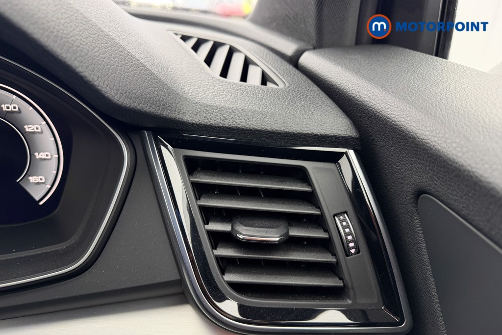 Audi Q5 S Line Automatic Diesel SUV - Stock Number (1608813) - 9th supplementary image