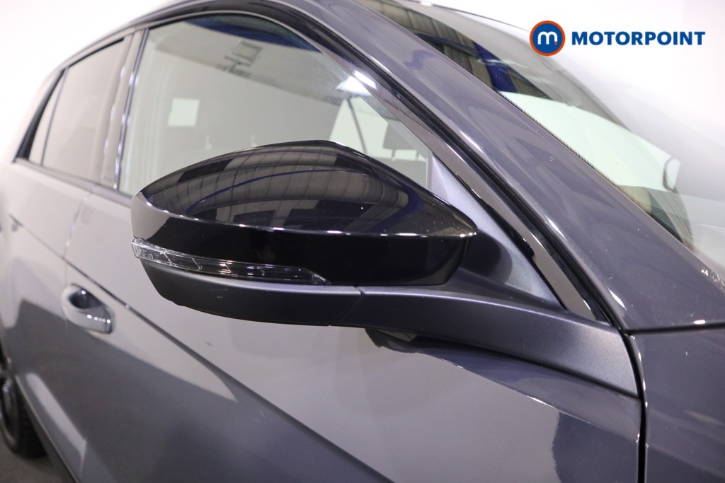 Volkswagen T-Roc Black Edition Automatic Petrol SUV - Stock Number (1608931) - 28th supplementary image