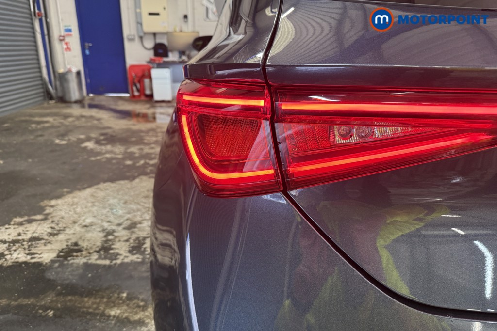 Cupra Leon VZ2 Automatic Petrol Hatchback - Stock Number (1609127) - 20th supplementary image