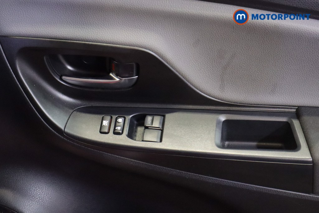 Toyota Yaris Icon Tech Manual Petrol Hatchback - Stock Number (1609287) - 14th supplementary image