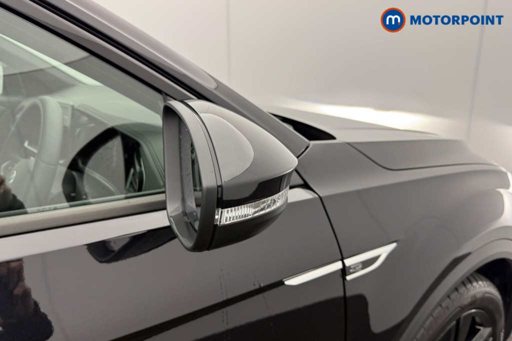 Volkswagen T-Roc Black Edition Automatic Petrol SUV - Stock Number (1609453) - 19th supplementary image