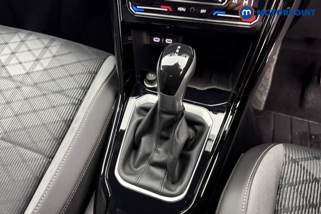 Volkswagen T-Roc Black Edition Automatic Petrol SUV - Stock Number (1609454) - 13th supplementary image