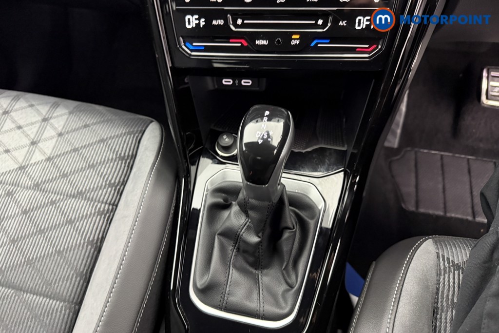 Volkswagen T-Roc Black Edition Automatic Petrol SUV - Stock Number (1609455) - 13th supplementary image